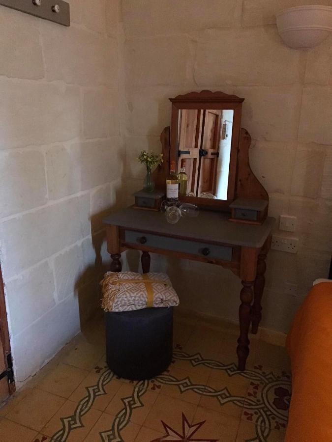 Ta Marie Merhba Zebbug  Luaran gambar
