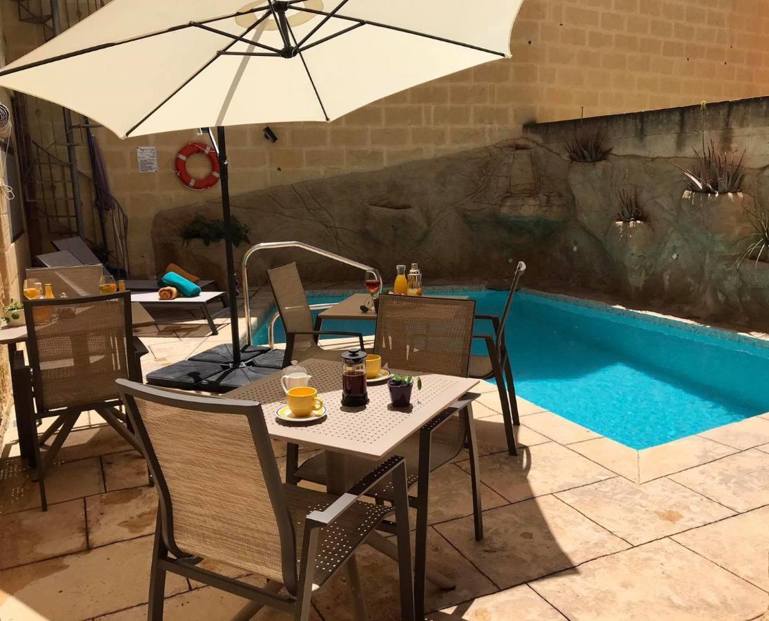 Ta Marie Merhba Zebbug  Luaran gambar
